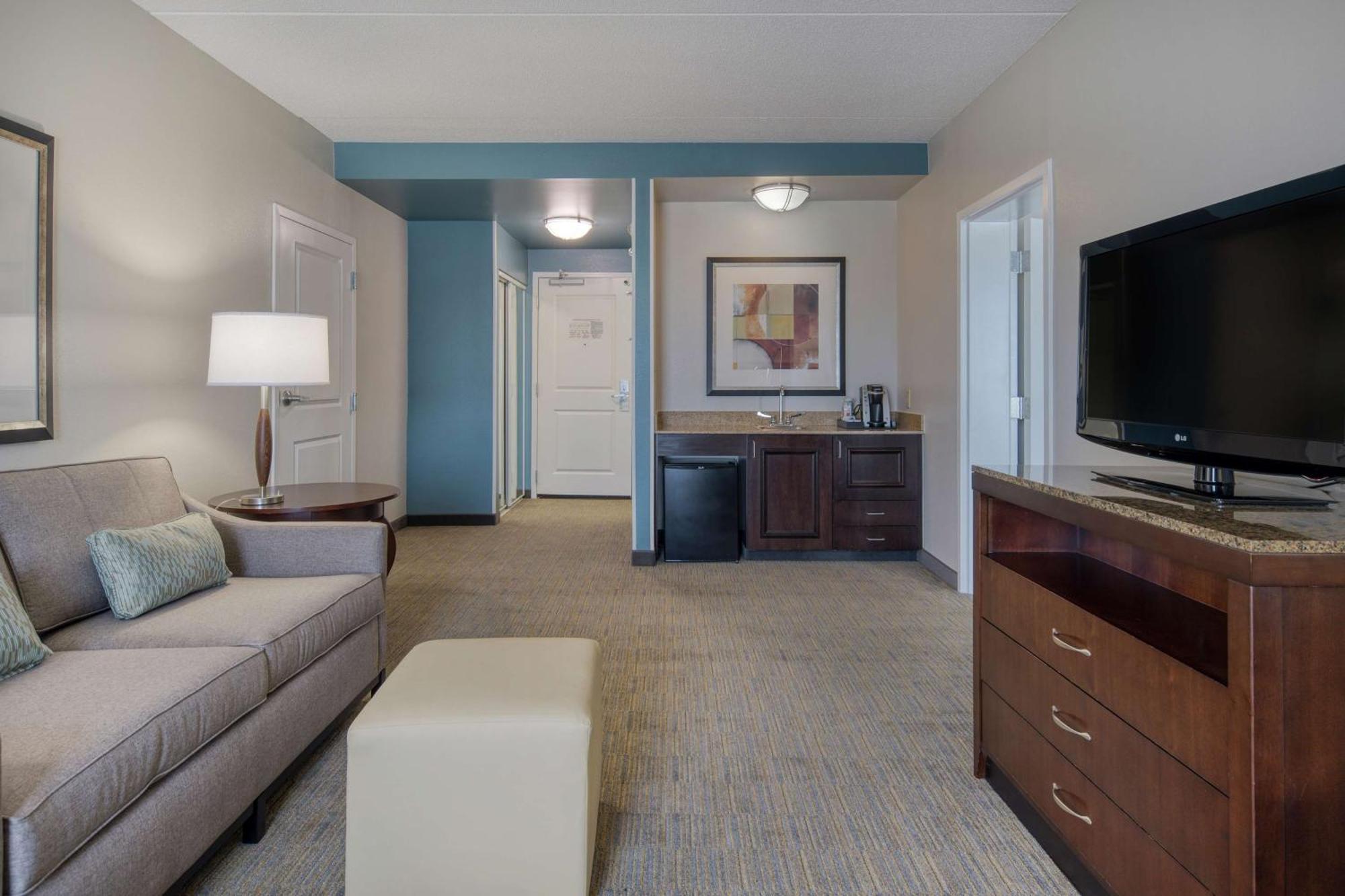 Hilton Garden Southpoint Hotel 3*