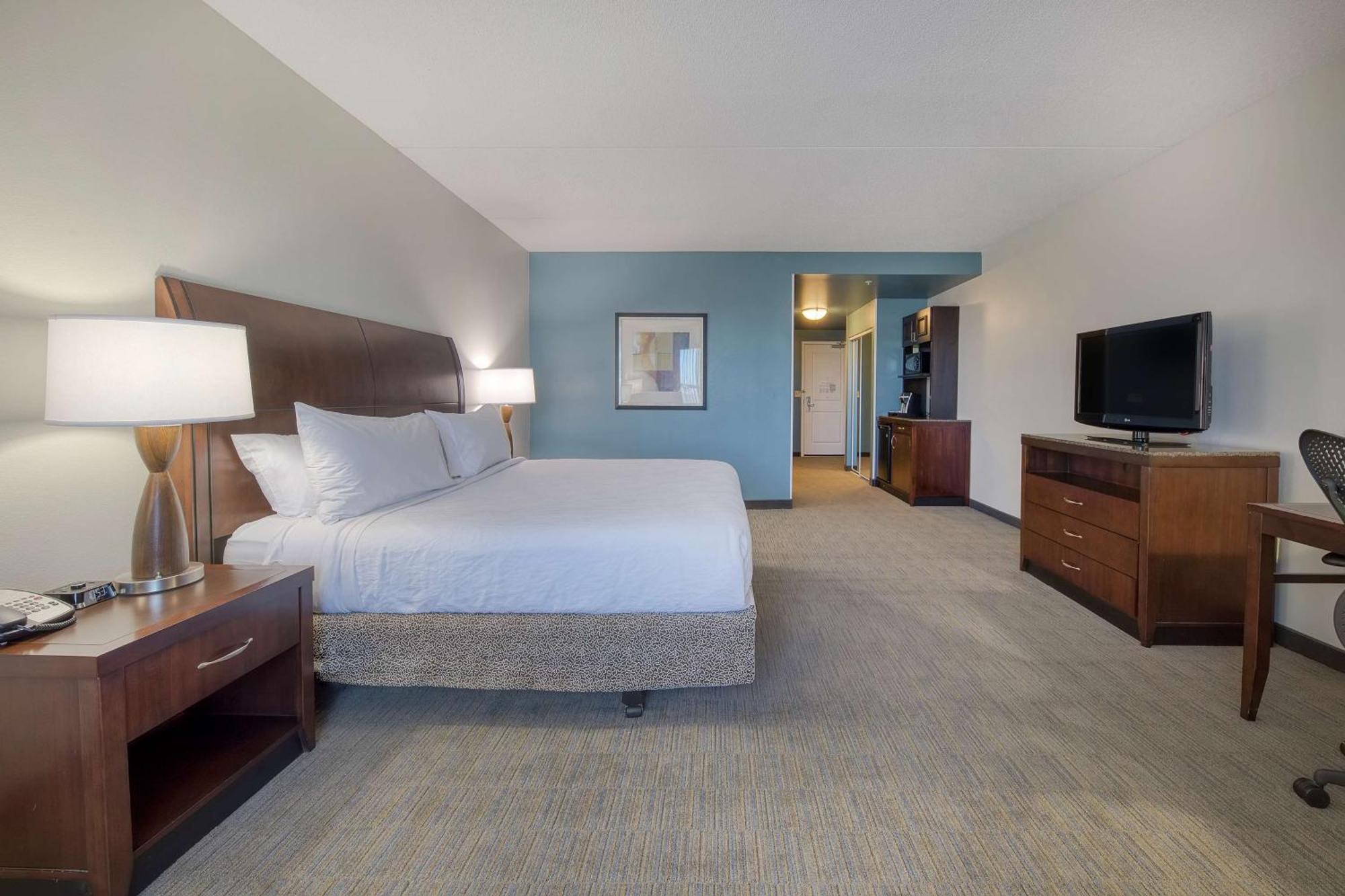 Hilton Garden Southpoint Hotel 3*