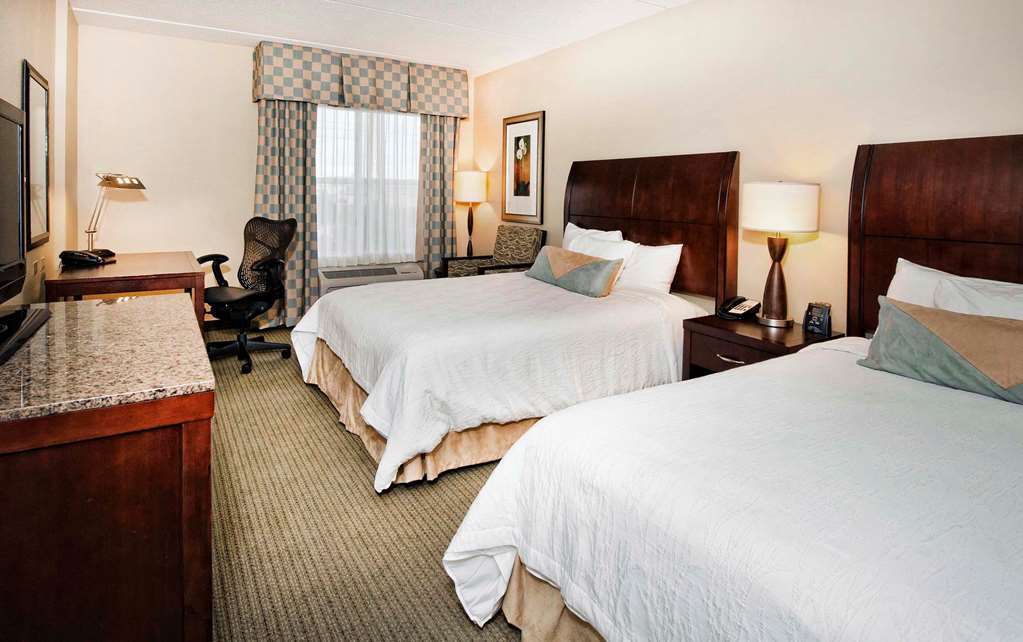 Hilton Garden Southpoint 3*